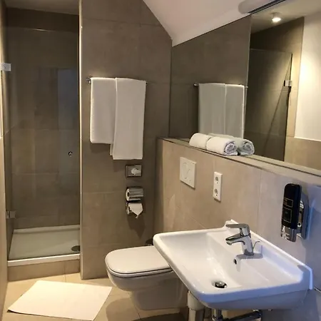 Kranenborgh Hotel *